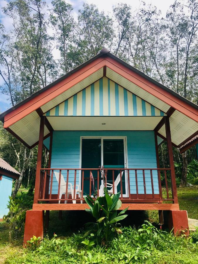 Mookies Bungalows Ko Mook Bagian luar foto